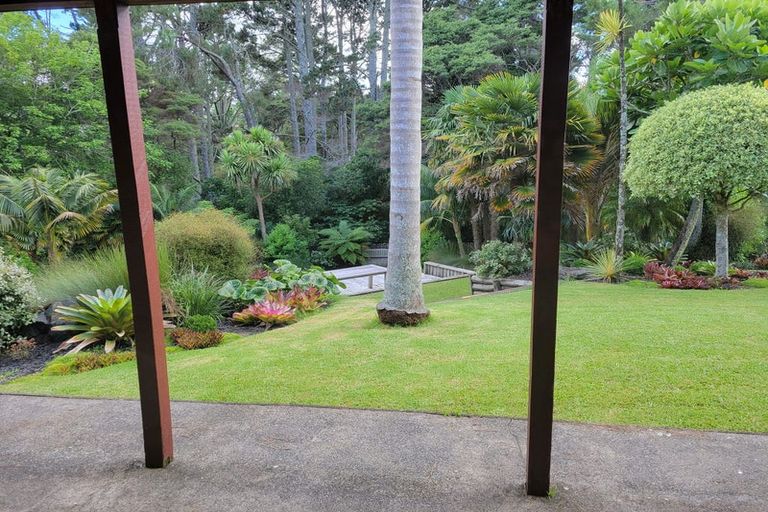 Photo of property in 25 Mcclintock Road, Massey, Auckland, 0614