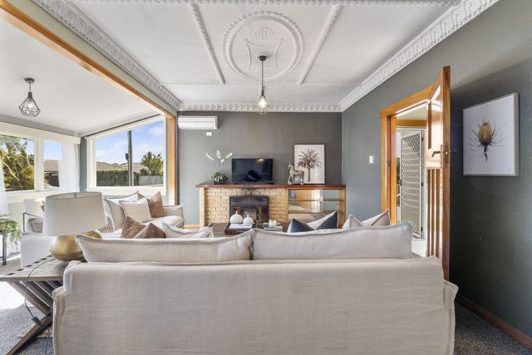 Photo of property in 164 Mangorei Road, Merrilands, New Plymouth, 4312