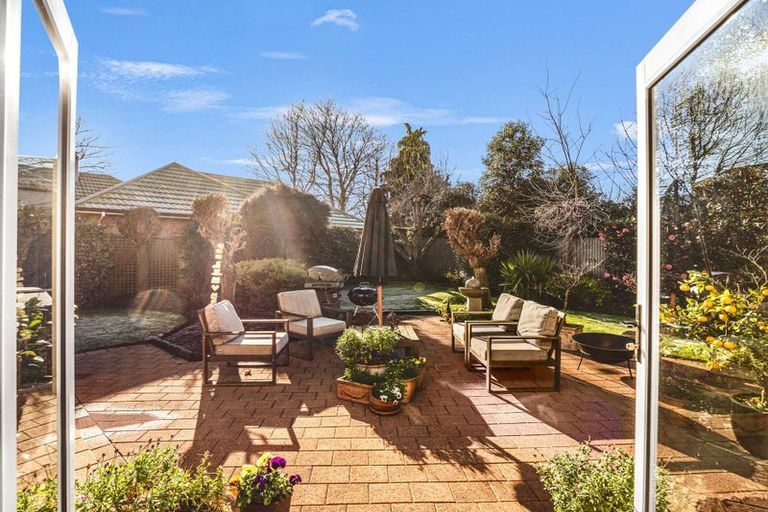 Photo of property in 1/24a Larch Place, Casebrook, Christchurch, 8051