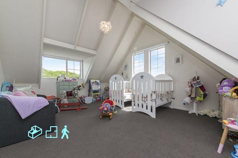Photo of property in 11 Sunny Crescent, Huapai, Kumeu, 0810