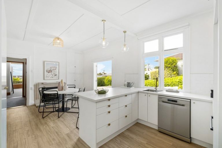 Photo of property in 8a Clyde Street, Oamaru North, Oamaru, 9400