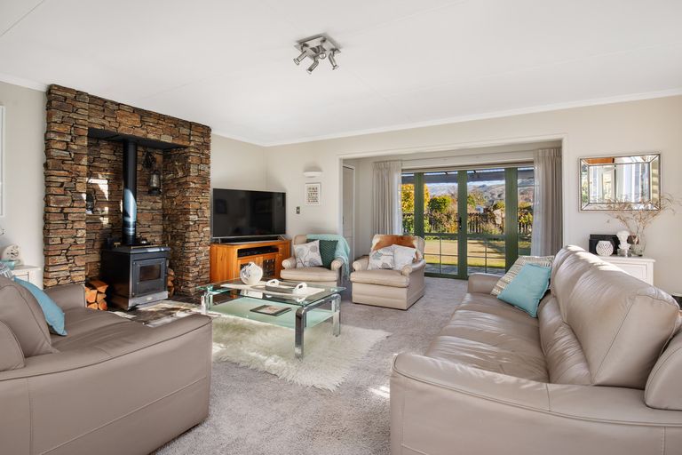 Photo of property in 92 Hazlett Street, Clyde, 9330