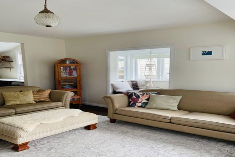 Photo of property in 4 Irvine Street, Aro Valley, Wellington, 6012