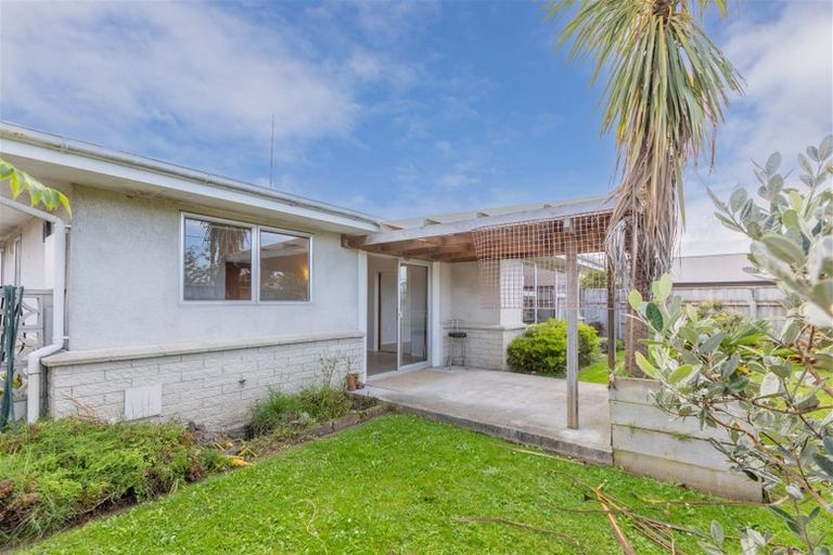 Photo of property in 108a Avondale Road, Taradale, Napier, 4112