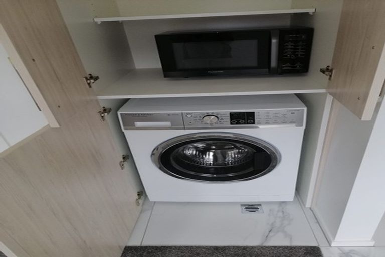 Photo of property in 7/29 Waiwhetu Road, Waiwhetu, Lower Hutt, 5010