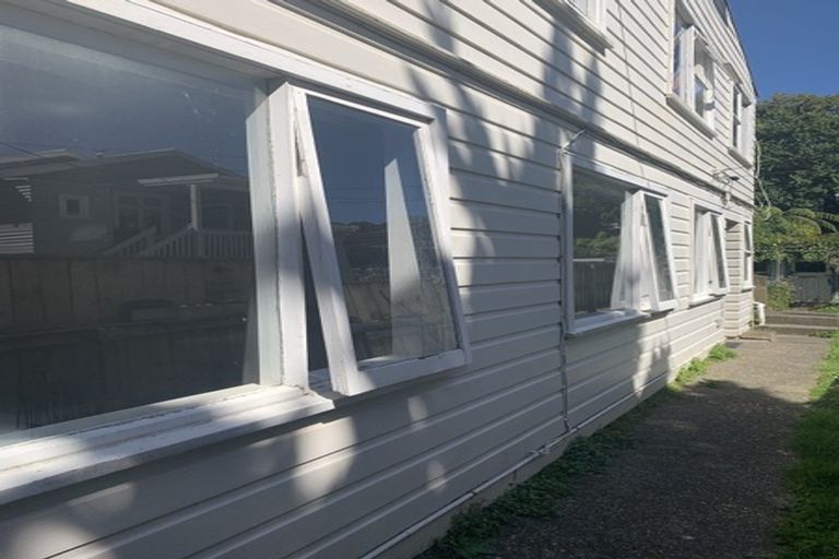 Photo of property in 78 Mcalpine Avenue, Mount Cook, Wellington, 6011