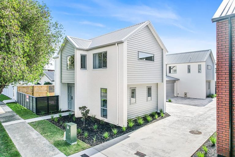 Photo of property in 1/15 Glen Lynne Avenue, Queenwood, Hamilton, 3210