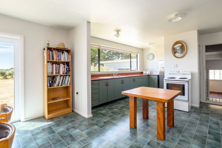 Photo of property in 17 Tararua Drive, Upper Plain, Masterton, 5888