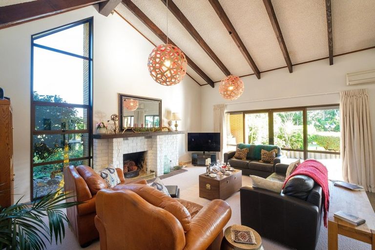 Photo of property in 37 Parkhill Road, Haumoana, 4180