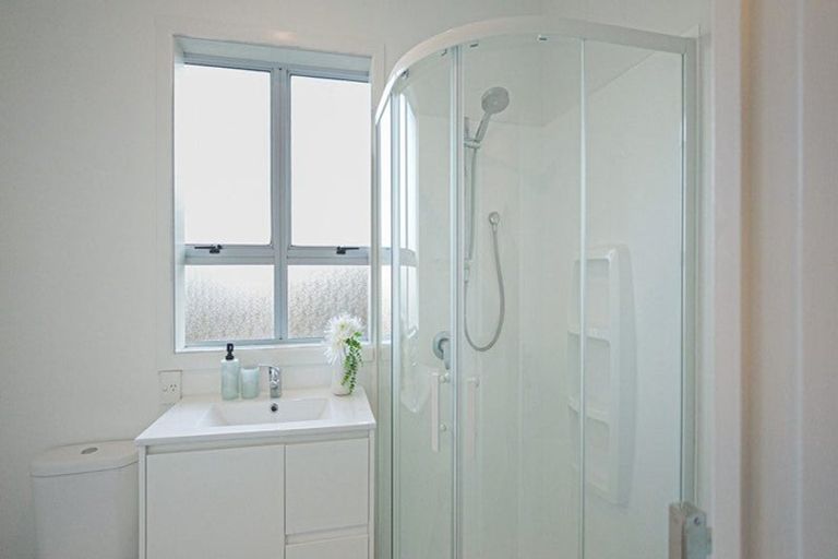 Photo of property in 70 Wellington Street, Pukekohe, 2120