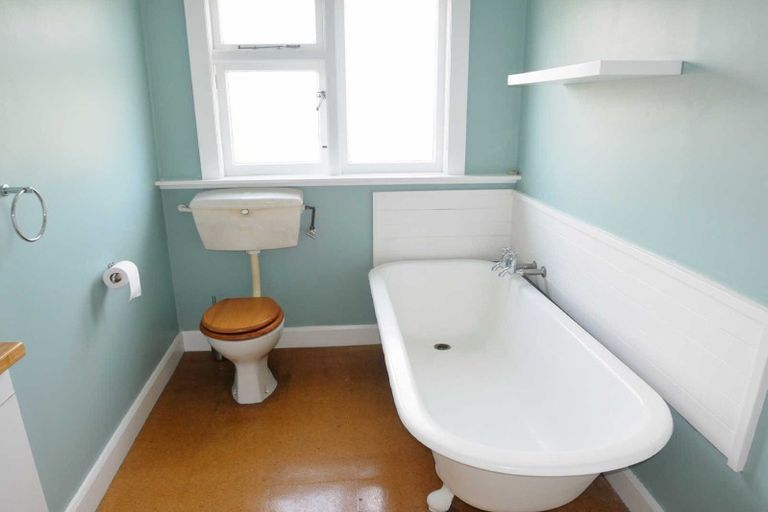 Photo of property in 58 Selwyn Street, Somerfield, Christchurch, 8024