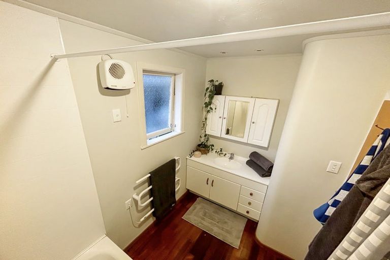 Photo of property in 16 Kenmore Place, Tokoroa, 3420