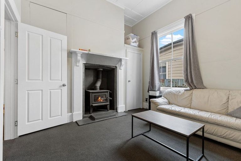 Photo of property in 35 West Street, West End, Palmerston North, 4412