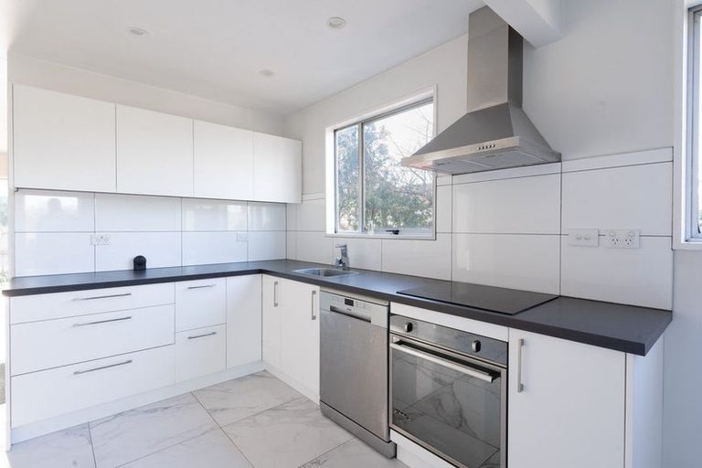 Photo of property in 1/89 Bayswater Crescent, Bromley, Christchurch, 8062