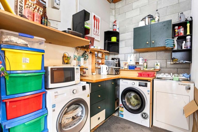 Photo of property in 9a Finlay Grove, Waikawa, Picton, 7220