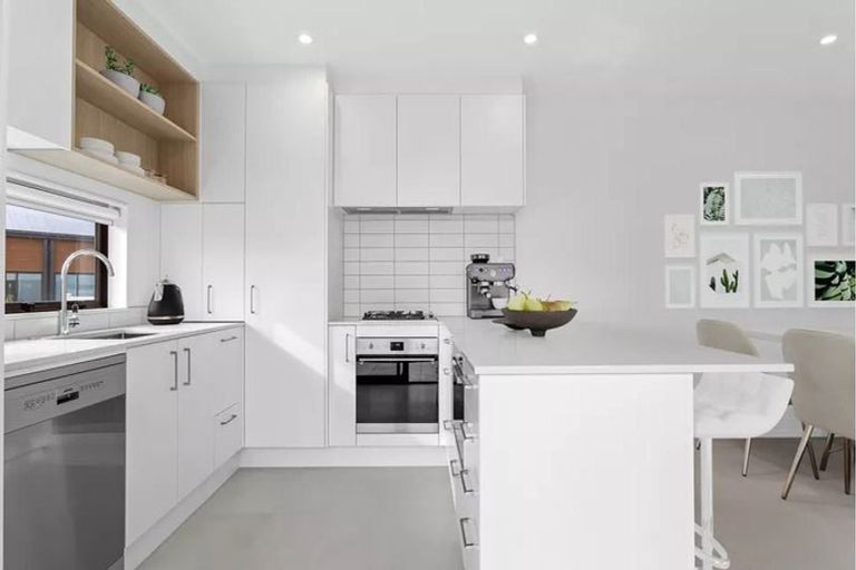 Photo of property in 6 Te Napi Drive, Takanini, Auckland, 2112