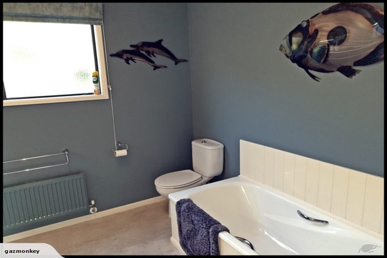 Photo of property in 27a Shelter Grove, Frankleigh Park, New Plymouth, 4310