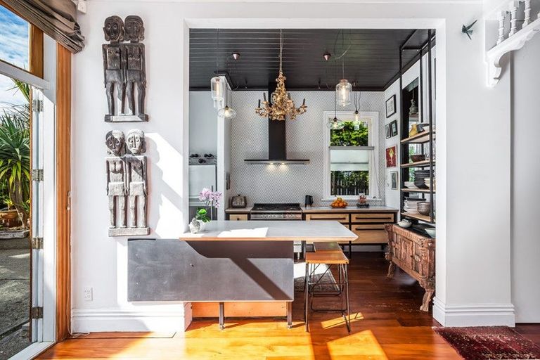 Photo of property in 165 Hanson Street, Newtown, Wellington, 6021