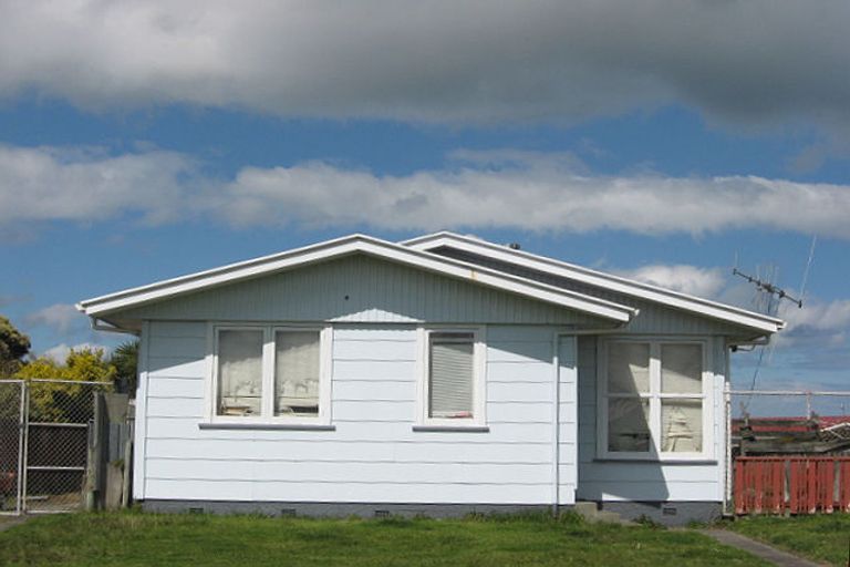 Photo of property in 56 Titoki Street, Castlecliff, Whanganui, 4501