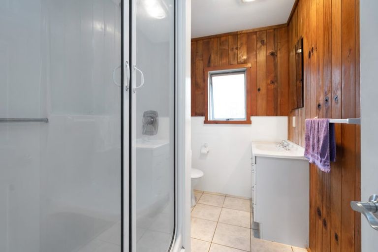 Photo of property in 18 Waro Drive, Hikurangi, 0114