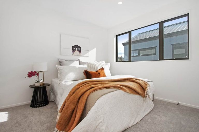 Photo of property in 16 Ranch Terrace, Wanaka, 9382