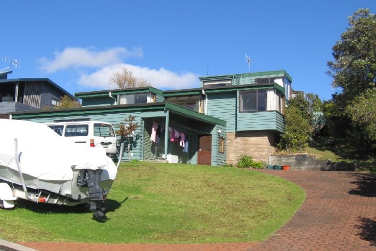Photo of property in 80 Te Haumi Drive, Paihia, 0200
