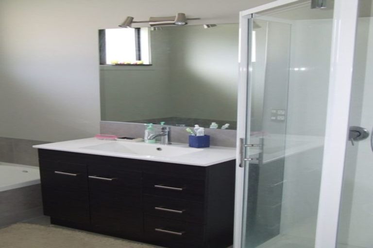 Photo of property in 80 Downing Street, Crofton Downs, Wellington, 6035