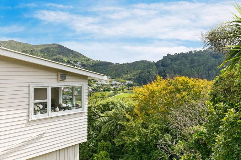 Photo of property in 34 Collier Avenue, Karori, Wellington, 6012