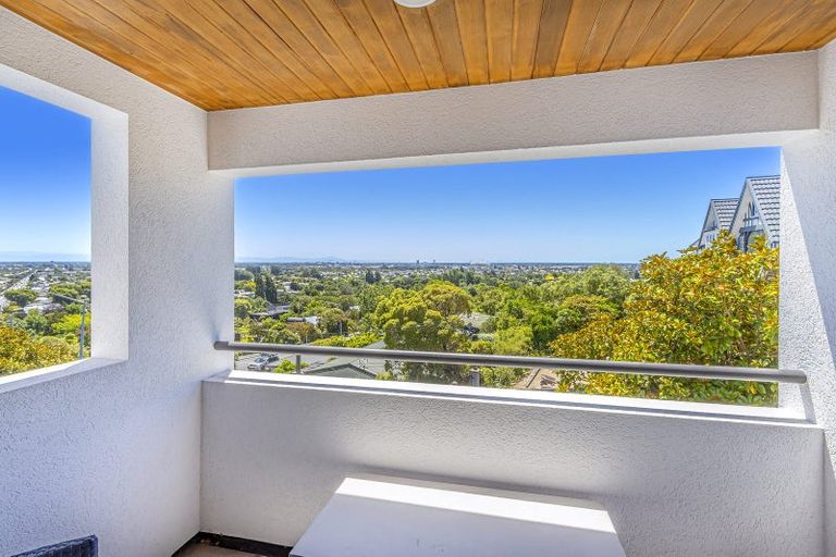 Photo of property in 25 Dyers Pass Road, Cashmere, Christchurch, 8022