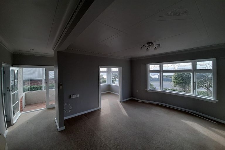 Photo of property in 118 Larnach Road, Vauxhall, Dunedin, 9013