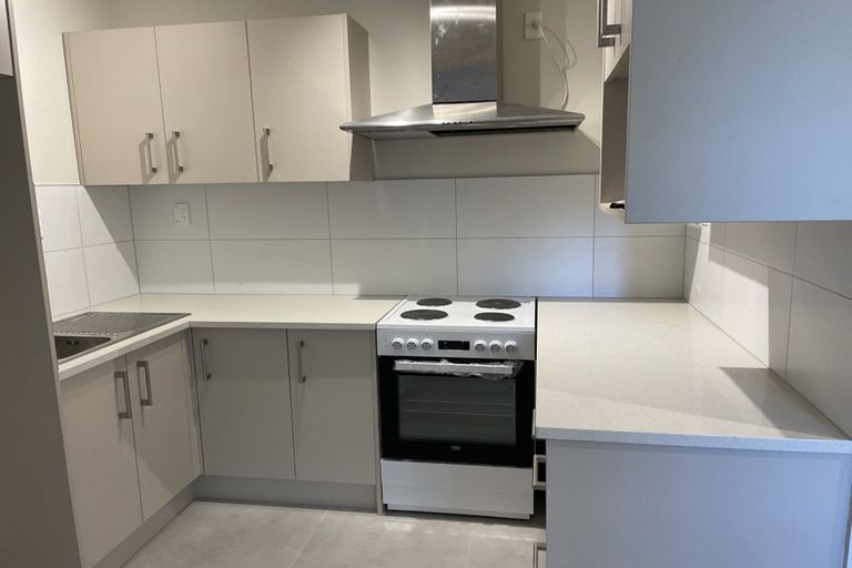 Photo of property in 18 Newstead Avenue, Browns Bay, Auckland, 0632