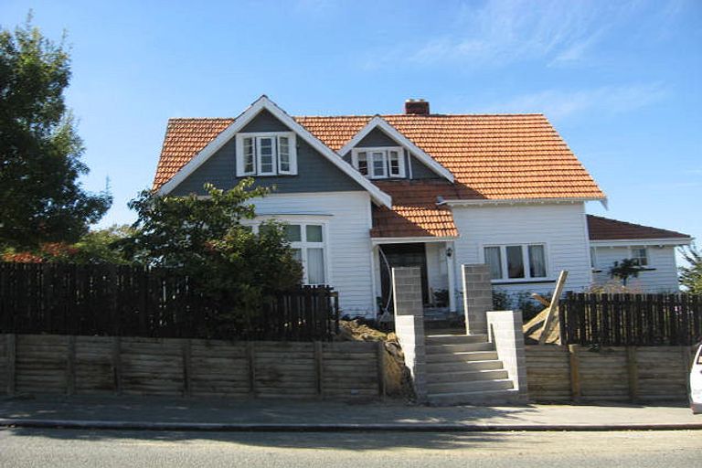 Photo of property in 73 Avenue Road, West End, Timaru, 7910