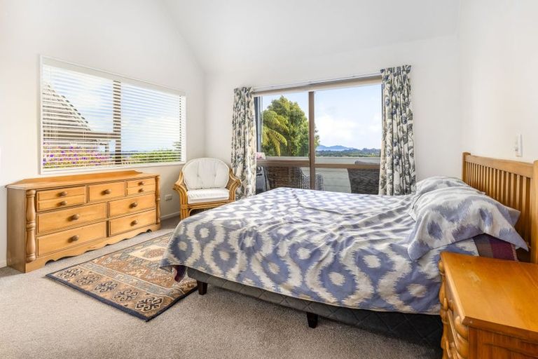 Photo of property in 134 Winara Avenue, Waikanae, 5036