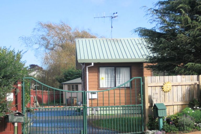 Photo of property in 36 Sunburst Court, Paraparaumu Beach, Paraparaumu, 5032