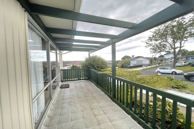 Photo of property in 18 Maugham Drive, Bucklands Beach, Auckland, 2014