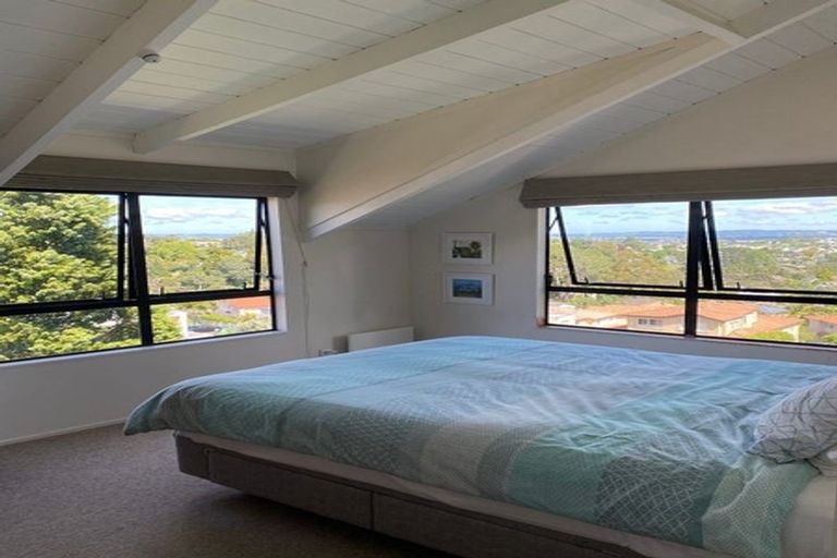 Photo of property in 9a Rangatira Road, Birkdale, Auckland, 0626