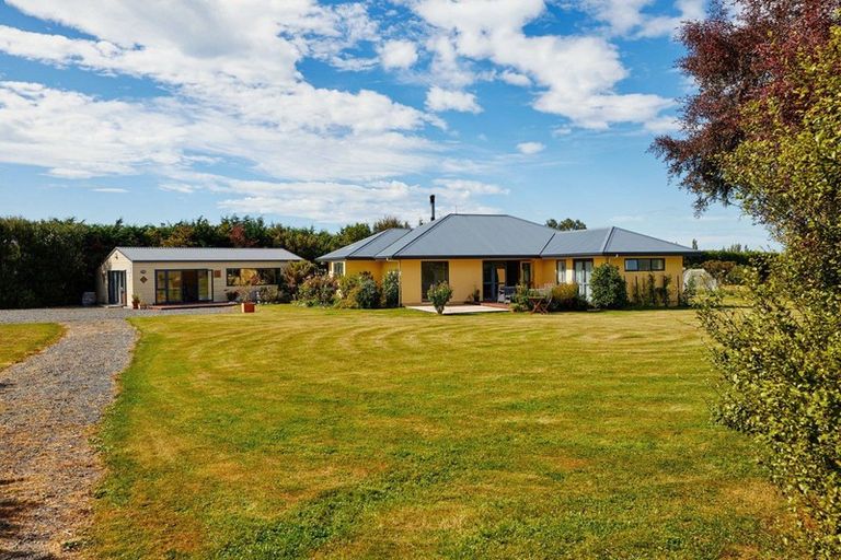 Photo of property in 103 Harnetts Road, Kaikoura Flat, Kaikoura, 7371