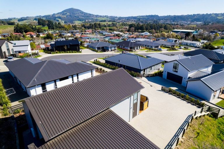 Photo of property in 15 Trudi Place, Green Island, Dunedin, 9018