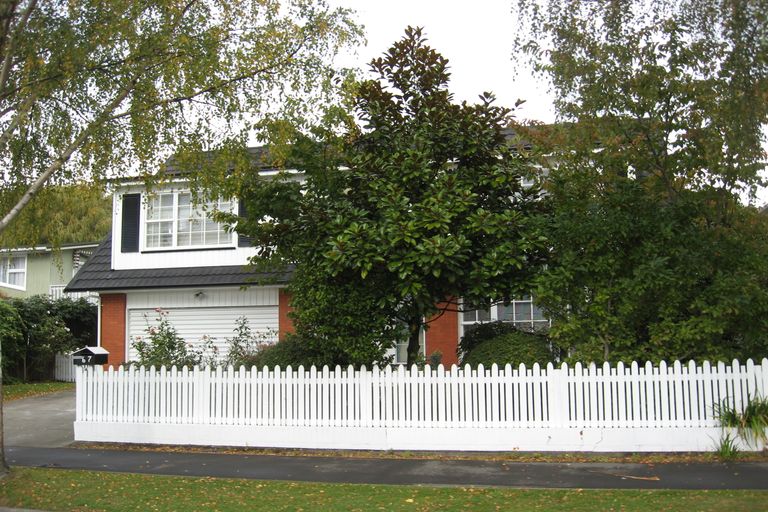 Photo of property in 67 Parkstone Avenue, Ilam, Christchurch, 8041