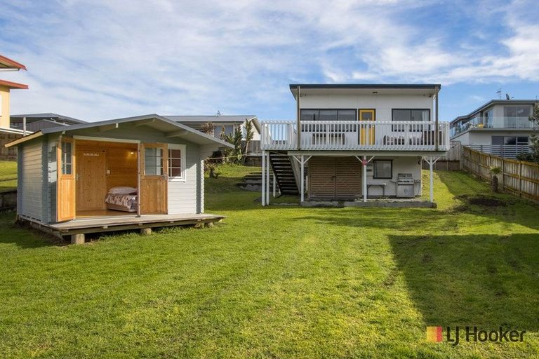Photo of property in 17 The Loop, Waihi Beach, 3611