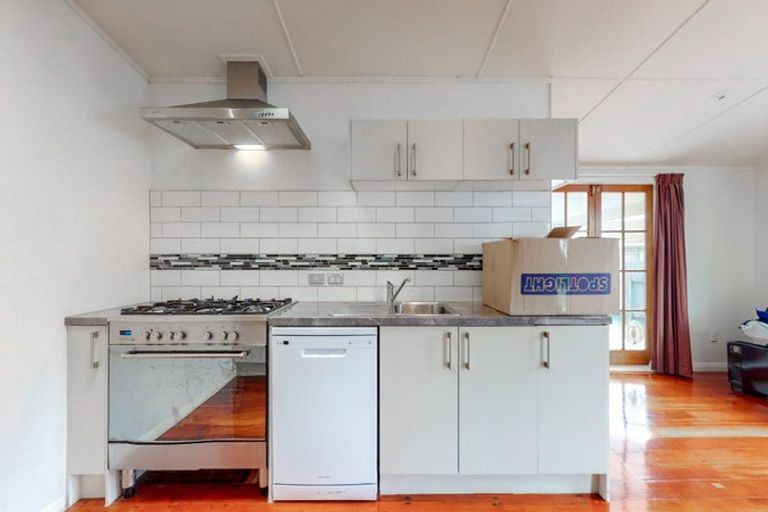 Photo of property in 25 Tama Street, Alicetown, Lower Hutt, 5010