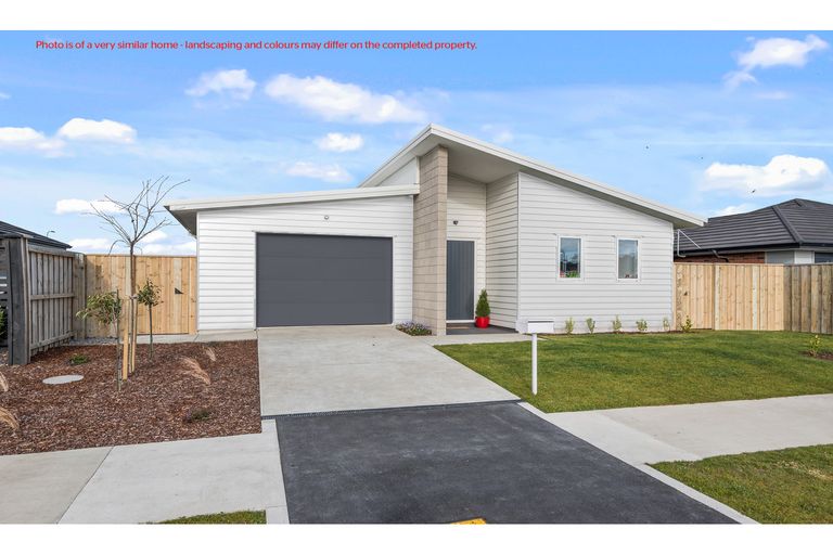 Photo of property in 58 Shillingford Boulevard, Rolleston, 7615