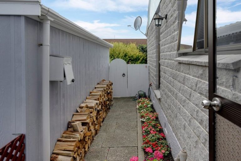 Photo of property in 2/4 Byron Place, Stoke, Nelson, 7011