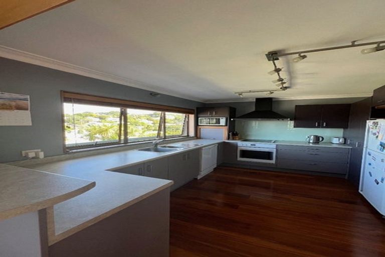 Photo of property in 1/46 Lyons Avenue, Murrays Bay, Auckland, 0630