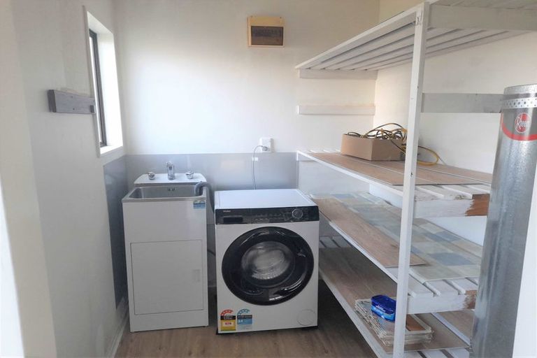 Photo of property in 1/29 De Quincey Terrace, Highland Park, Auckland, 2010