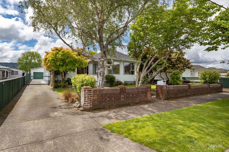 Photo of property in 64 Thackeray Street, Trentham, Upper Hutt, 5018