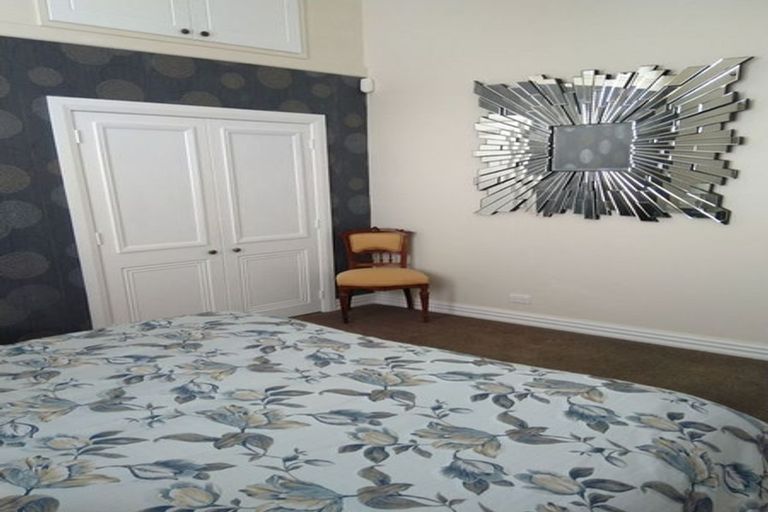 Photo of property in 32a Esther Street, Martinborough, 5711