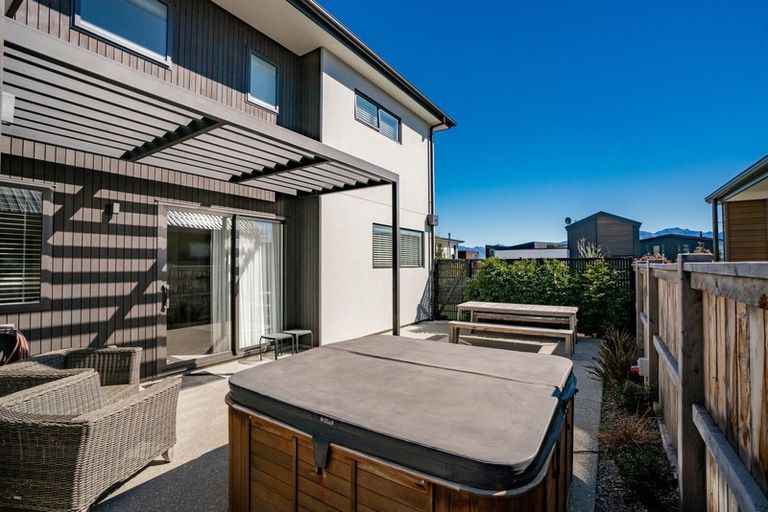 Photo of property in 53 Tenby Street, Wanaka, 9305