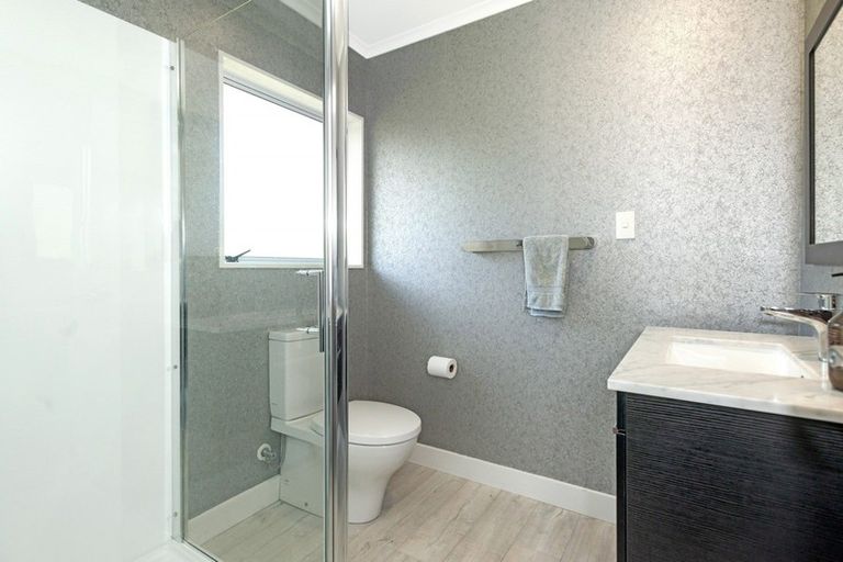 Photo of property in 11 Dryden Street, Whataupoko, Gisborne, 4010