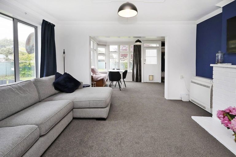 Photo of property in 61 Stobo Street, Grasmere, Invercargill, 9810